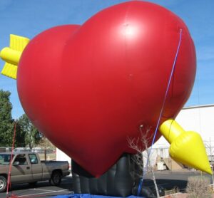 Giant Heart Shape advertising inflatable 